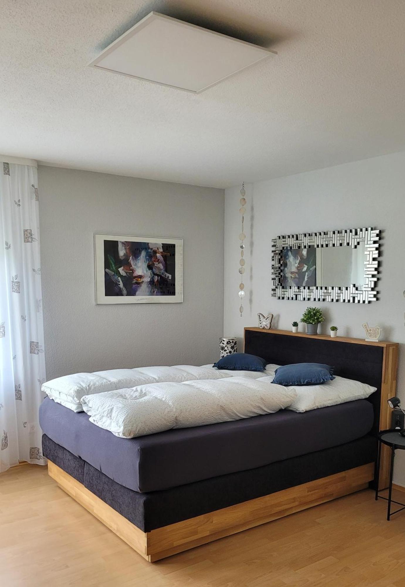 Ihr Bett Mit Blick Auf Die Weinberge Bad Duerkheim Exterior photo